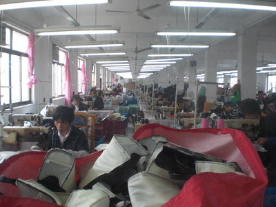 上海新效箱包 專業(yè)箱包加工與卓越賓館服務的完美結(jié)合