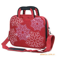 義烏市桂冠箱包 專業(yè)箱包加工服務(wù)，打造品質(zhì)與創(chuàng)新的完美結(jié)合